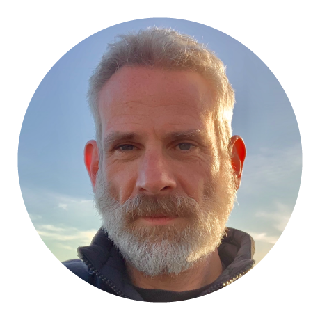 portrait photo of Larry Cowan