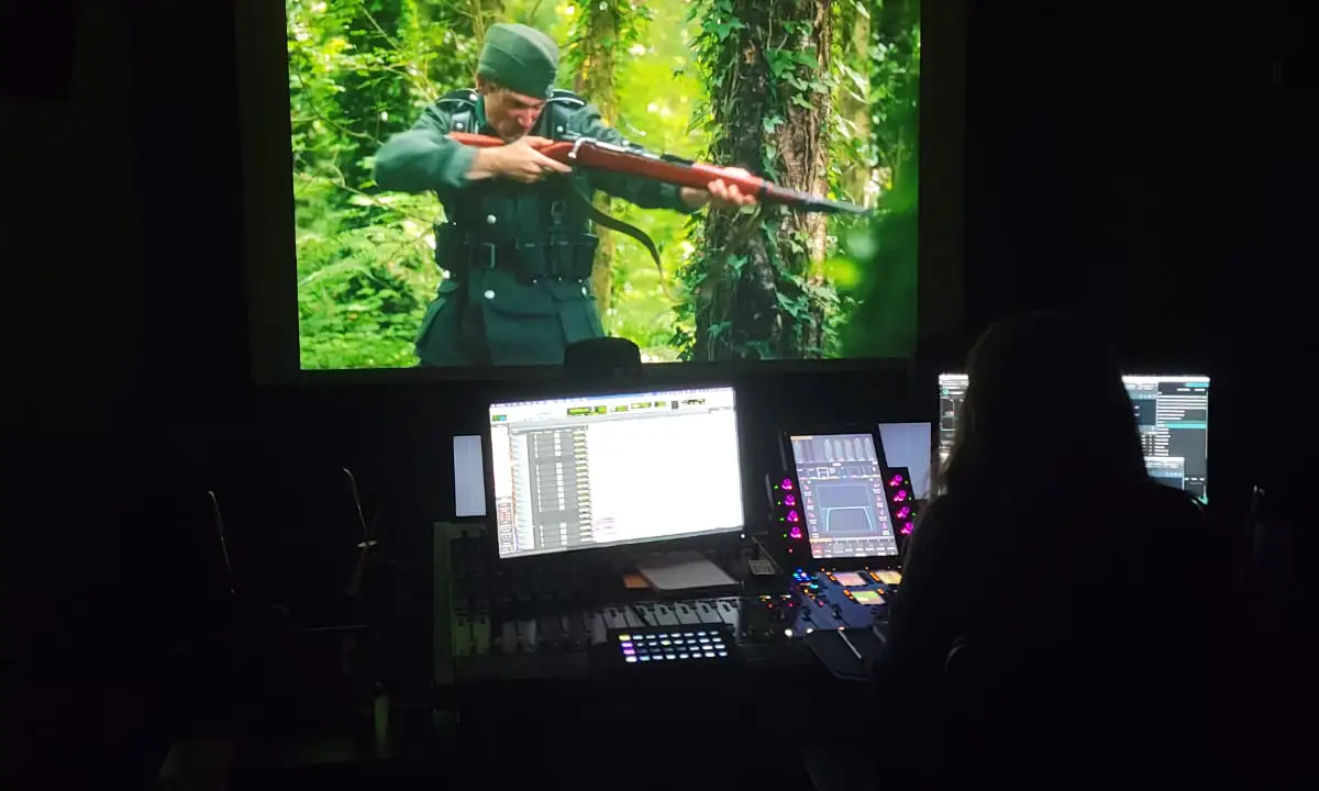 screenshot from Rozkvet feature film